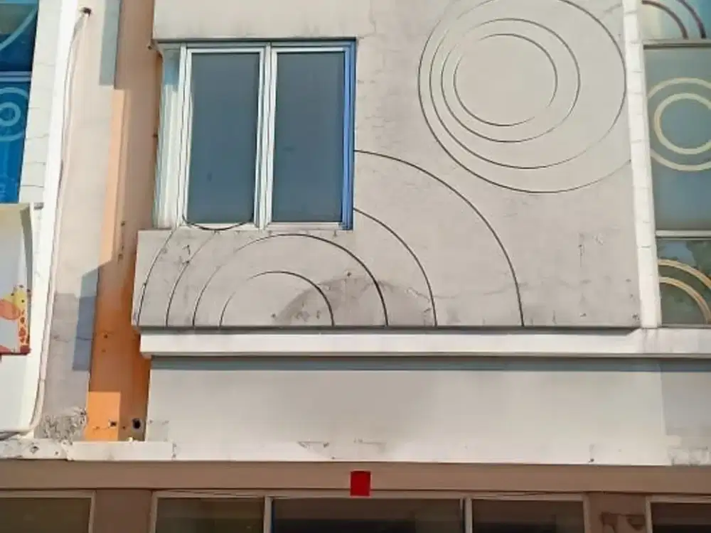 Ruko 3 lantai Hadap Jalan, Glaze 2 Gading Serpong Tangerang