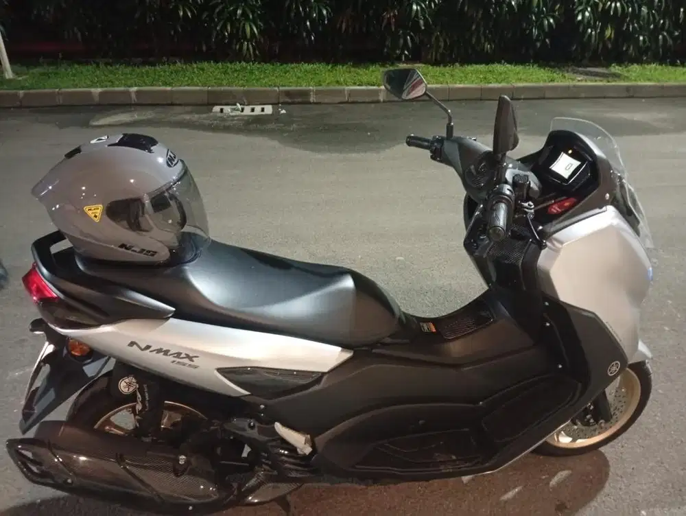 YAMAHA NMAX 2023 ABS SILVER