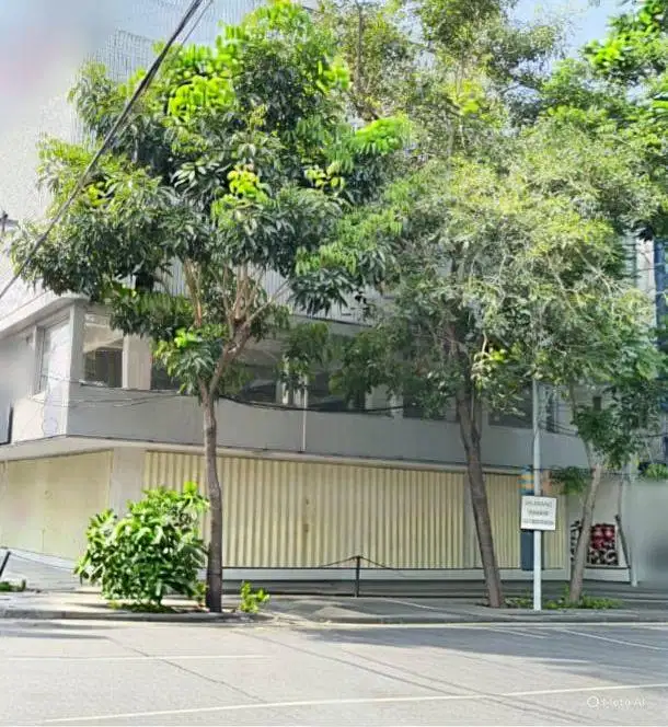 Disewakan Gedung Bangunan Komersial di Genteng Kali Tunjungan