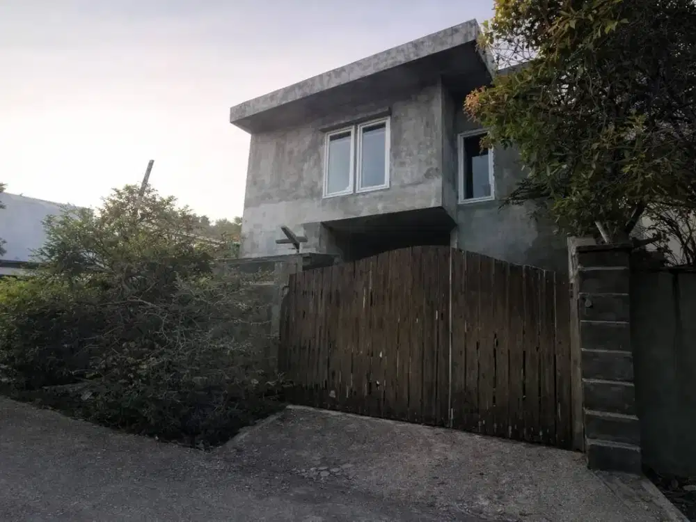 Dijual Rumah Darmo Permai Selatan* *Kondisi Rumah 75% jadi