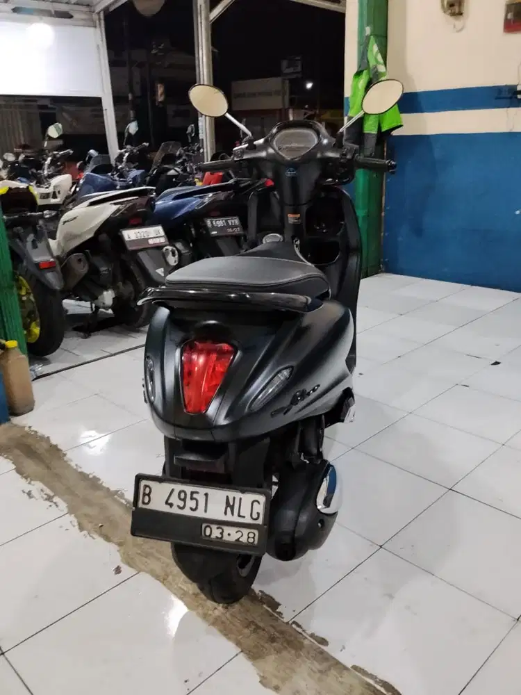 # dijual cepat Yamaha grand filano 2023 keyless