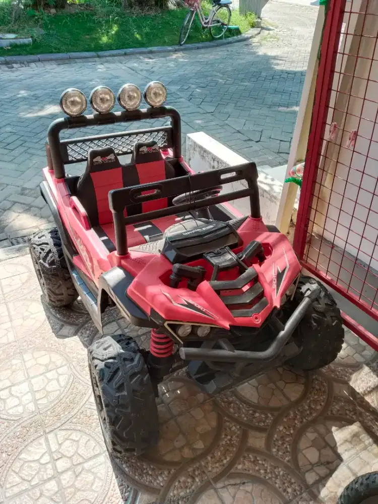 Mobil Mainan Anak Jumbo