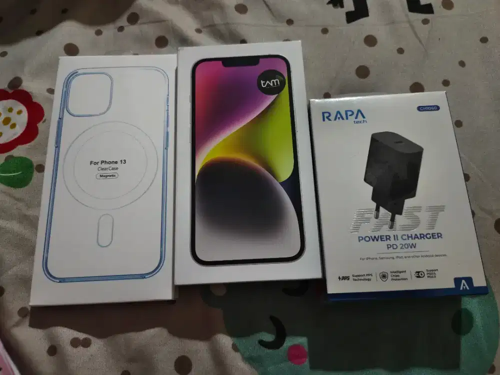 Iphone 14 paket komplit adaptor+softcase