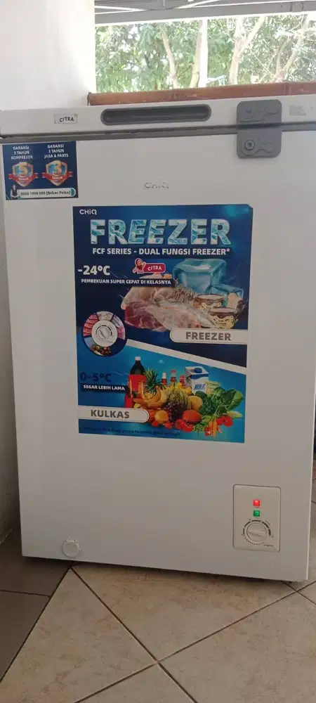freezer CHIQ berpintu satu dan ada kunci