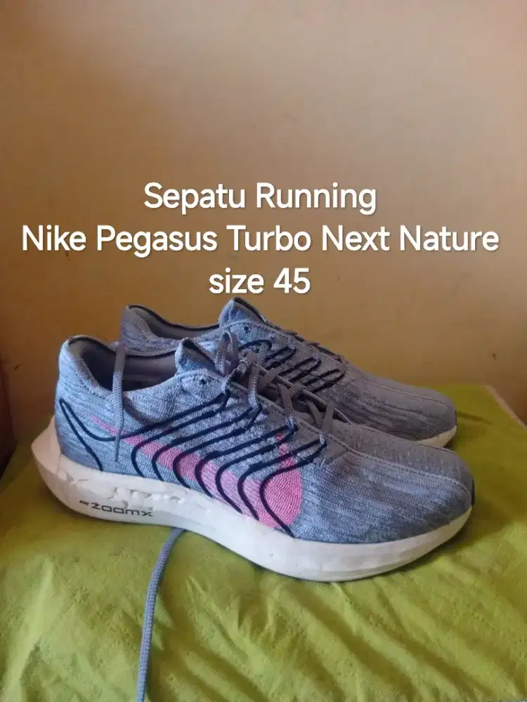 Sepatu running Nike Pegasus Turbo Next Nature size 45 (29cm)