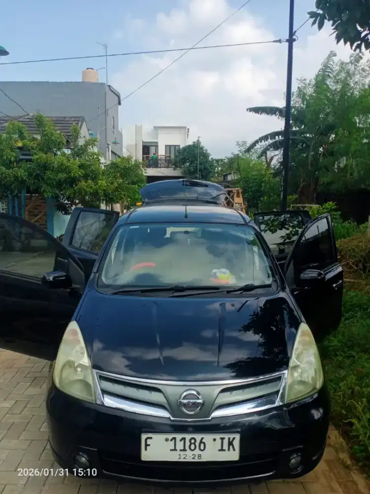 Grand livina 2013 sv AT