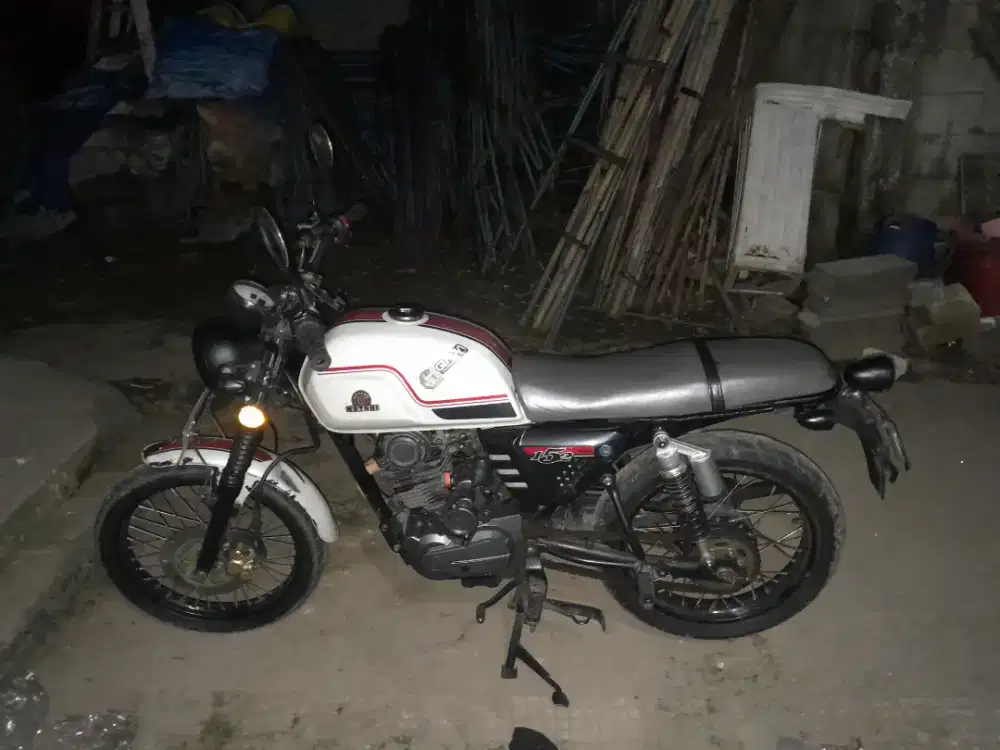 dijual motor benelli motobi 152