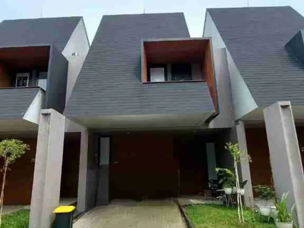 Dijual rumah 2 Lantai Rapih Siap Huni Di Harjamukti Cibubur Jaktim