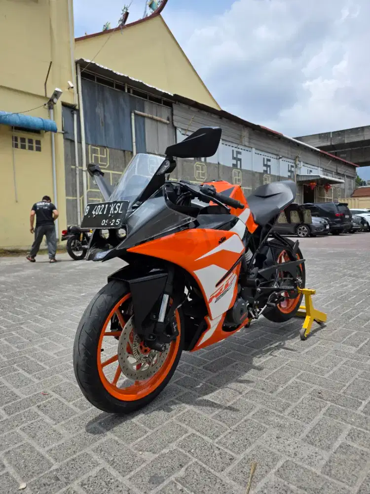 KTM RC250 Orange 2020