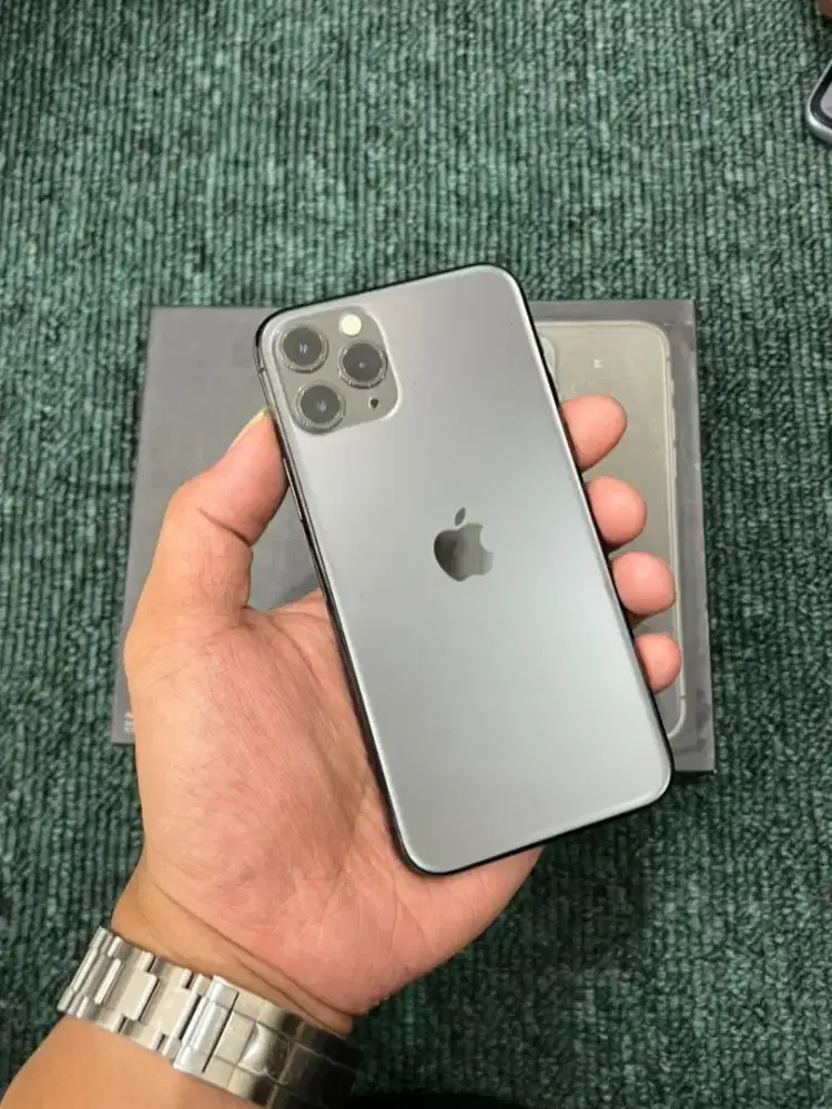 iPhone 11 pro 64 all operator