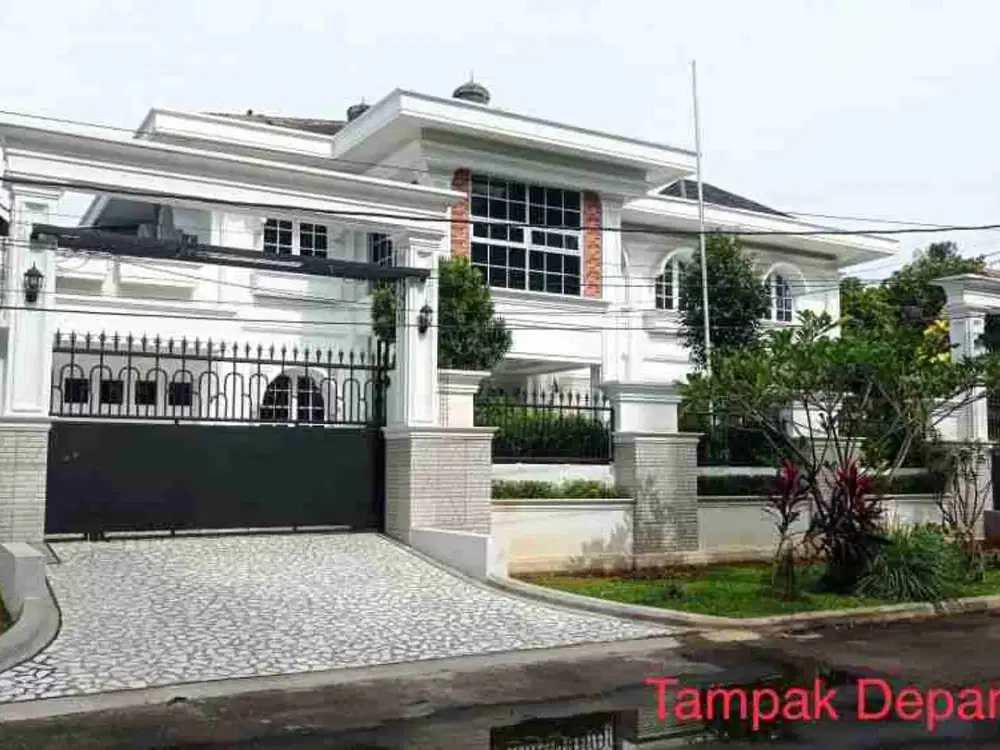 Di Jual Rumah Mewah di Perumahan Bukit Permai siap Huni  diLengkapi dengan kolam renang
