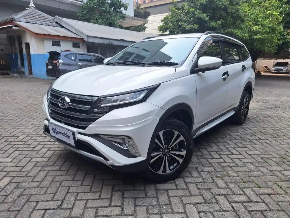 Daihatsu Terios 1.5 R Deluxe Bensin-AT 2021 Putih