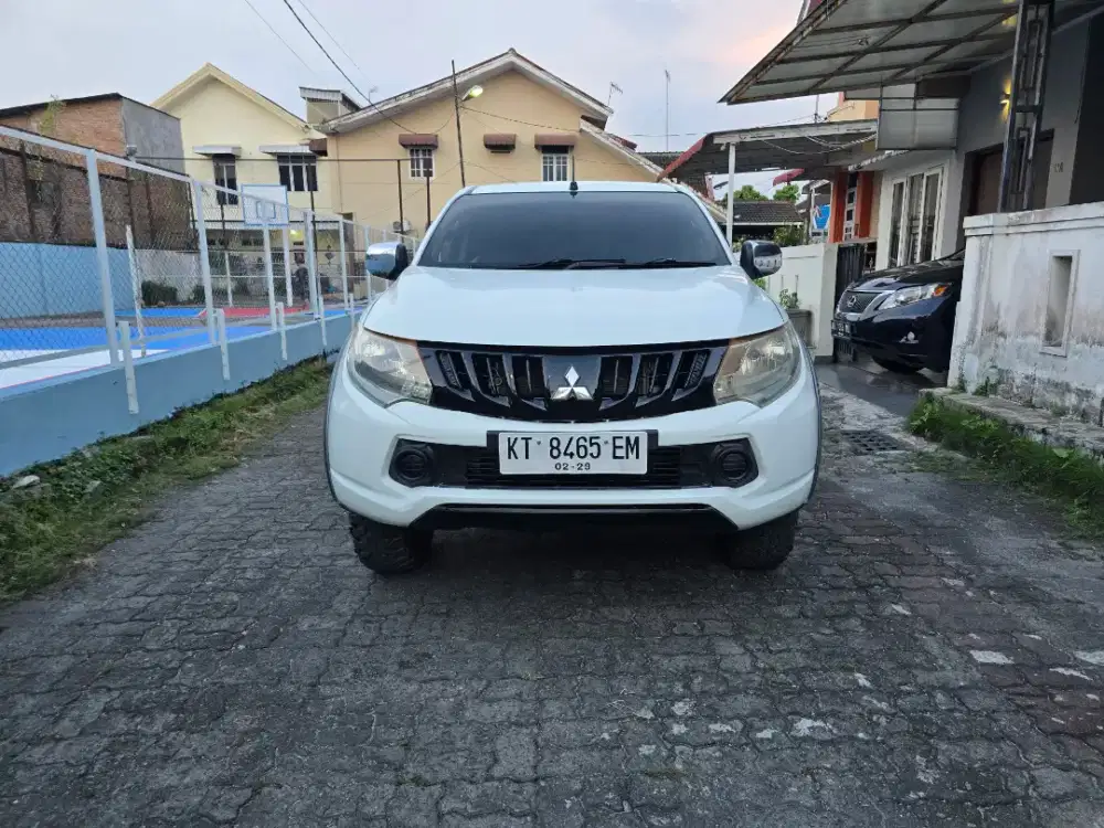 Mitsubishi Triton GLS 4x4 thn 2018 pemakaian 2019