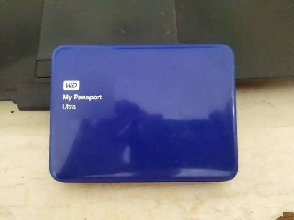 HARDISK EXTERNAL WD PASSPORT ULTRA 4TB BU NORMAL