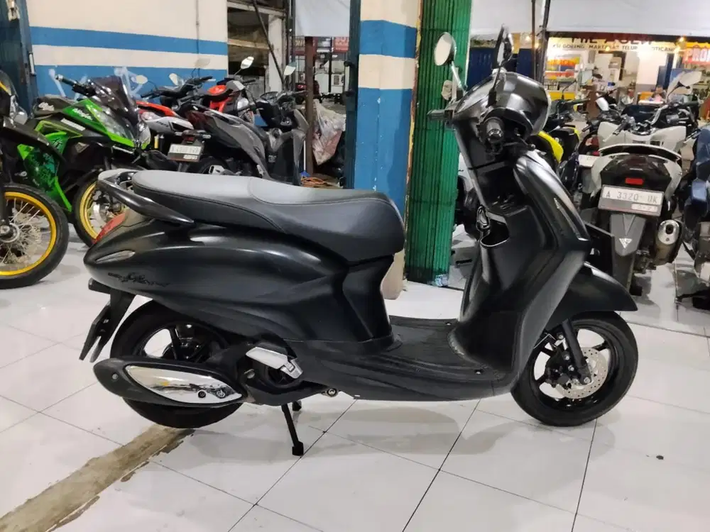 # dijual cepat Yamaha grand filano 2023 keyless super mulus