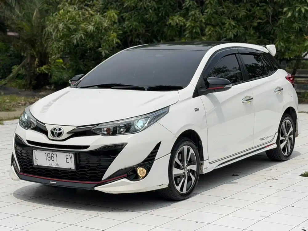 TOYOTA YARIS 2018 1.5 TRD SPORTIVO BENSIN MATIC