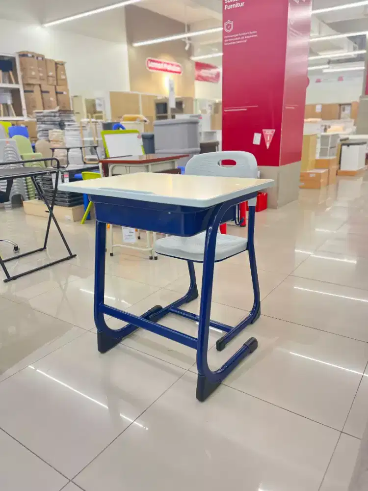 Meja sekolah set