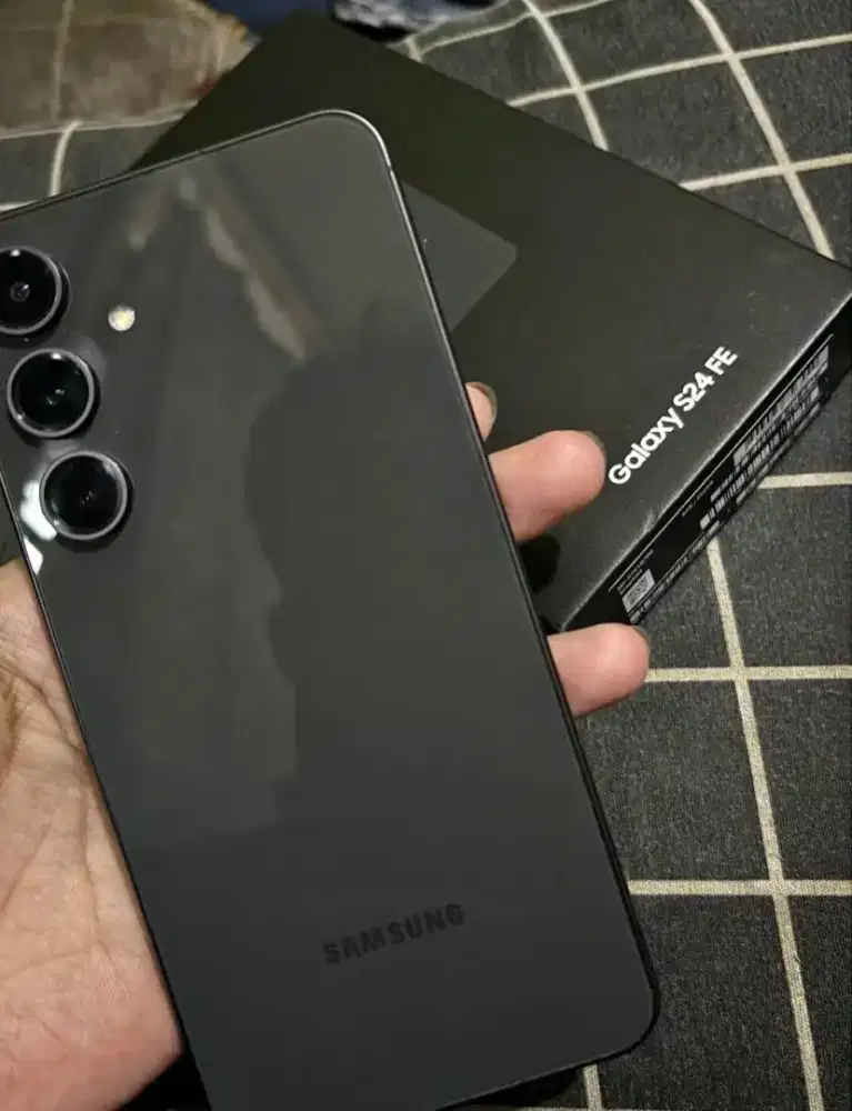 Samsung S24 Fe ram 8/256