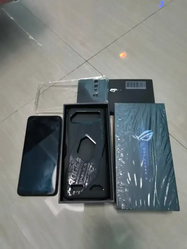 Asus ROG 3 8/128
