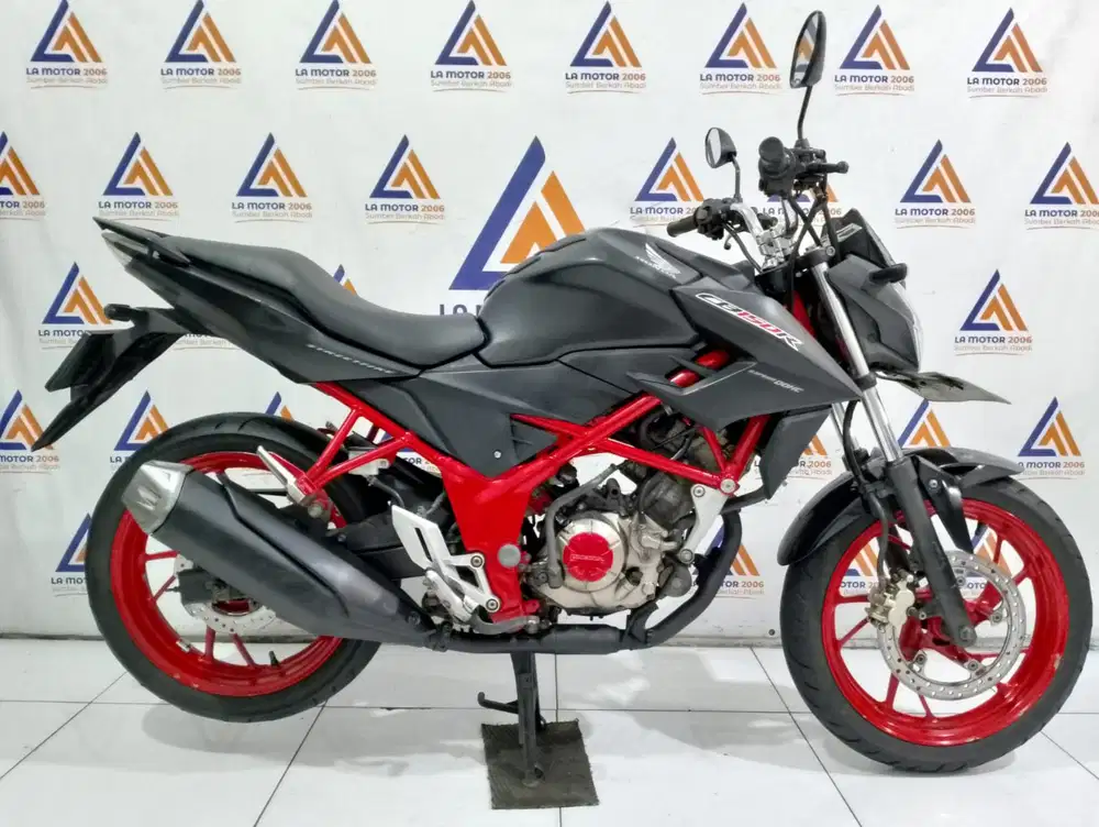 SIAP PAKAI HONDA CB 150 R THN 2016 (SPAYLATER/CC/KREDIVO)