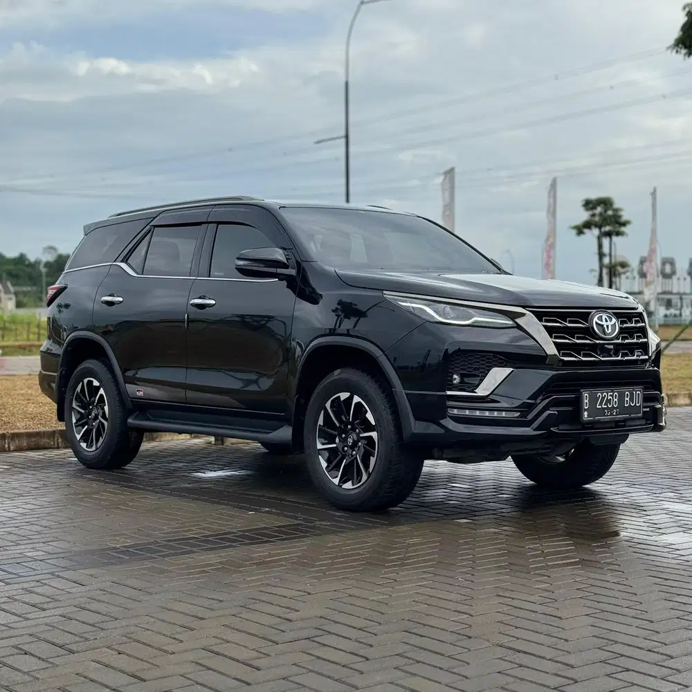 Toyota Fortuner 2.8 GR Sport Matic 2022 Diesel AT