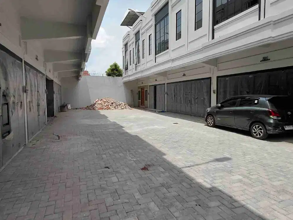 komplek serdang w house