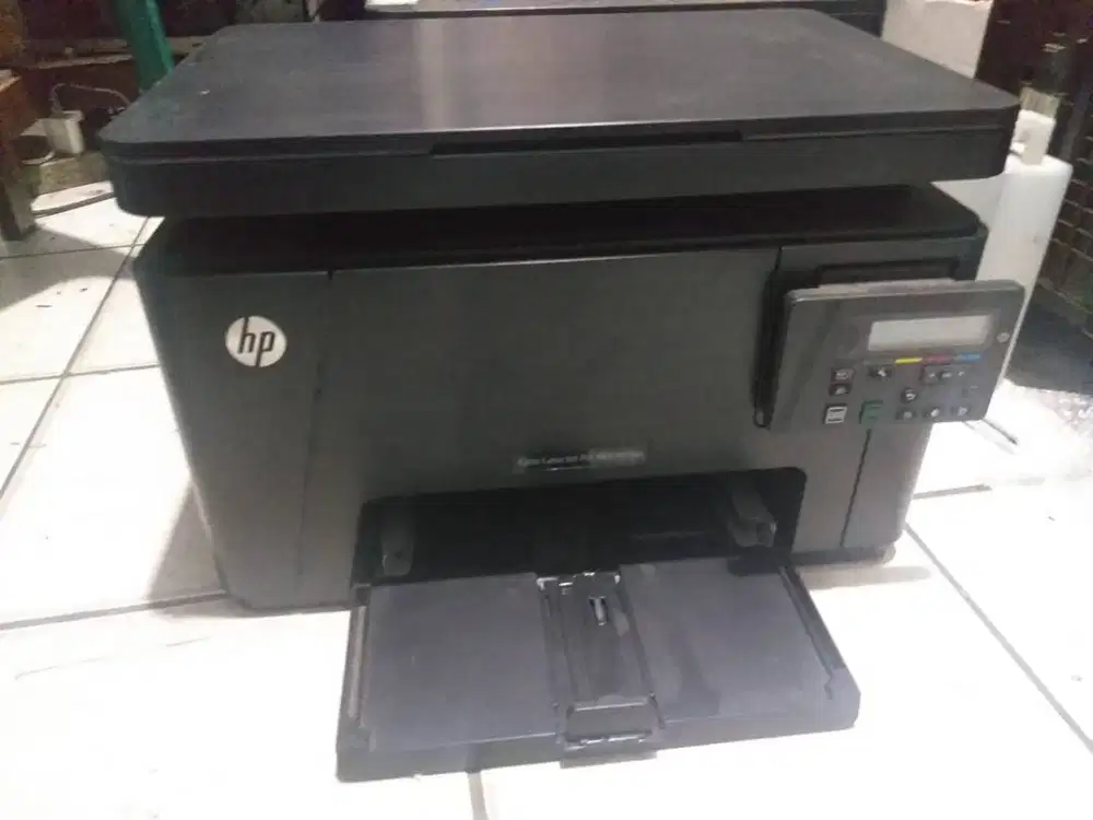 Printer Multifungsi Warna Laser  A4 HP Color Laserjet Pro MFP M176n