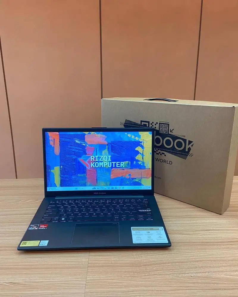 Asus VivoBook E1404FA AMD Ryzen 3 - 7320U RAM 8 GB SSD 512 GB