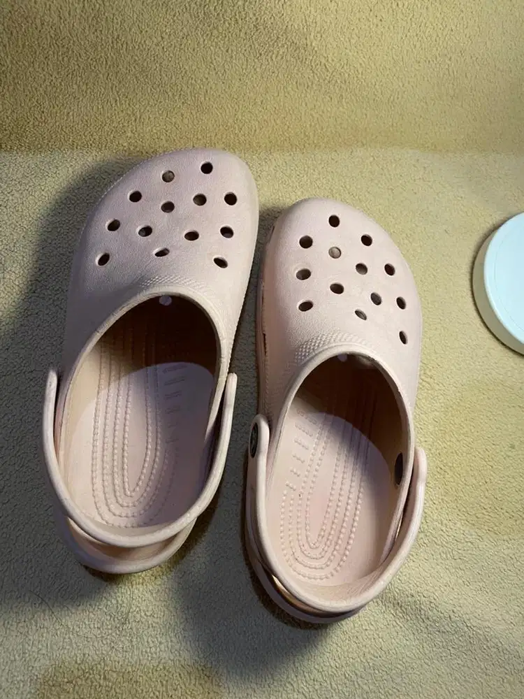 Sendal anak perempuan