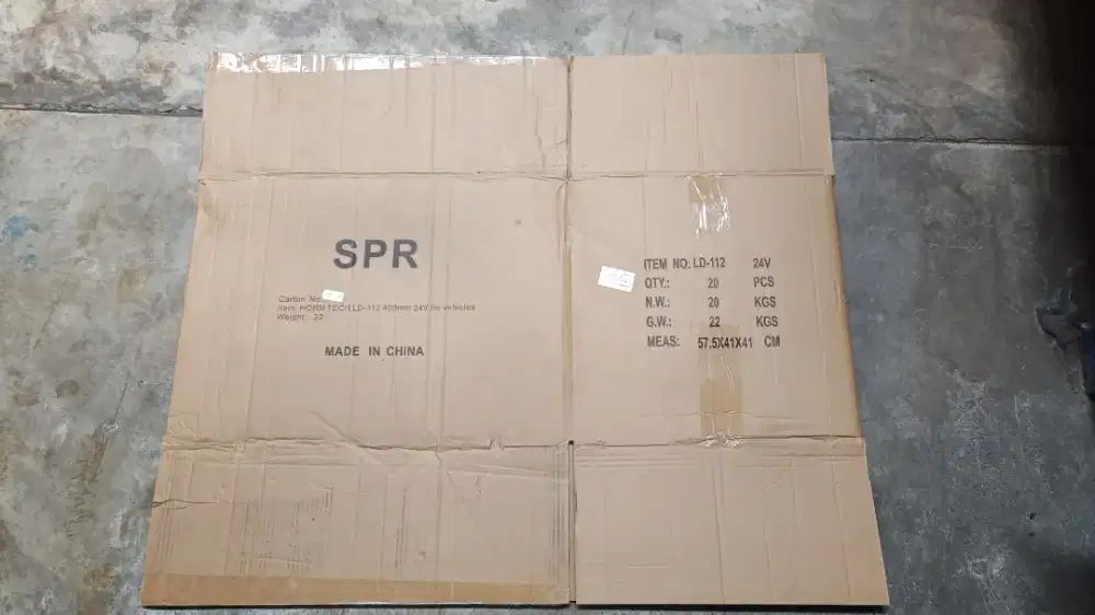 Jual kardus ukuran 57.5x41x41 kondisi masih bagus