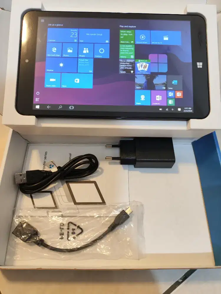 Windows 8 inch fullset mulus