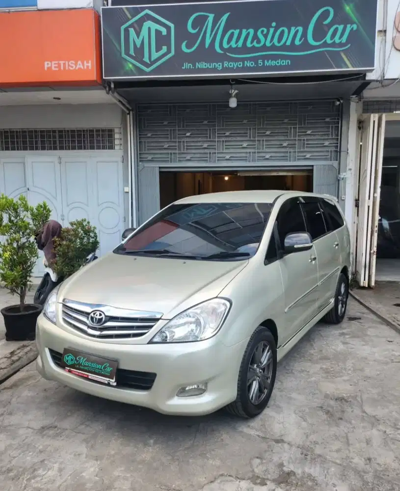 Toyota Kijang Innova 2011 Diesel