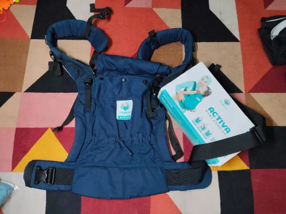 Gendongan M-Shape ACTIVA BABY CARRIER