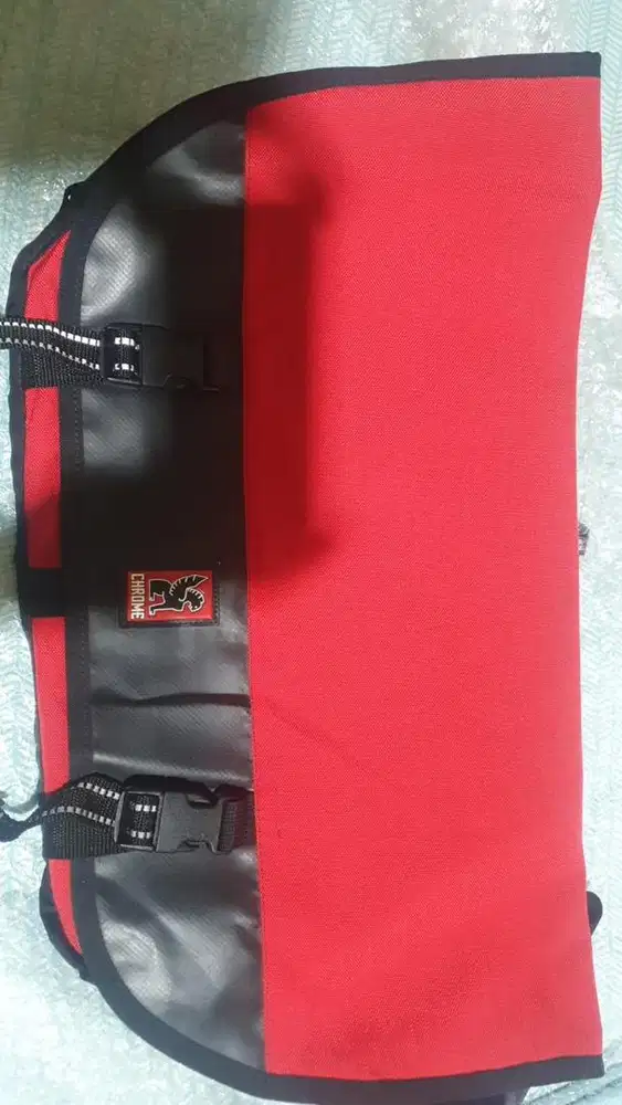 chrome industries messengger bag