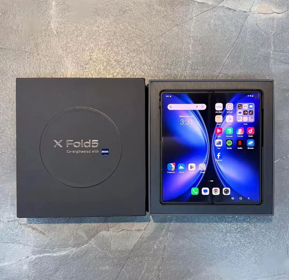 Smarphone lipat. Vivo xfold 5, kamera zeiss ckp ktp aja