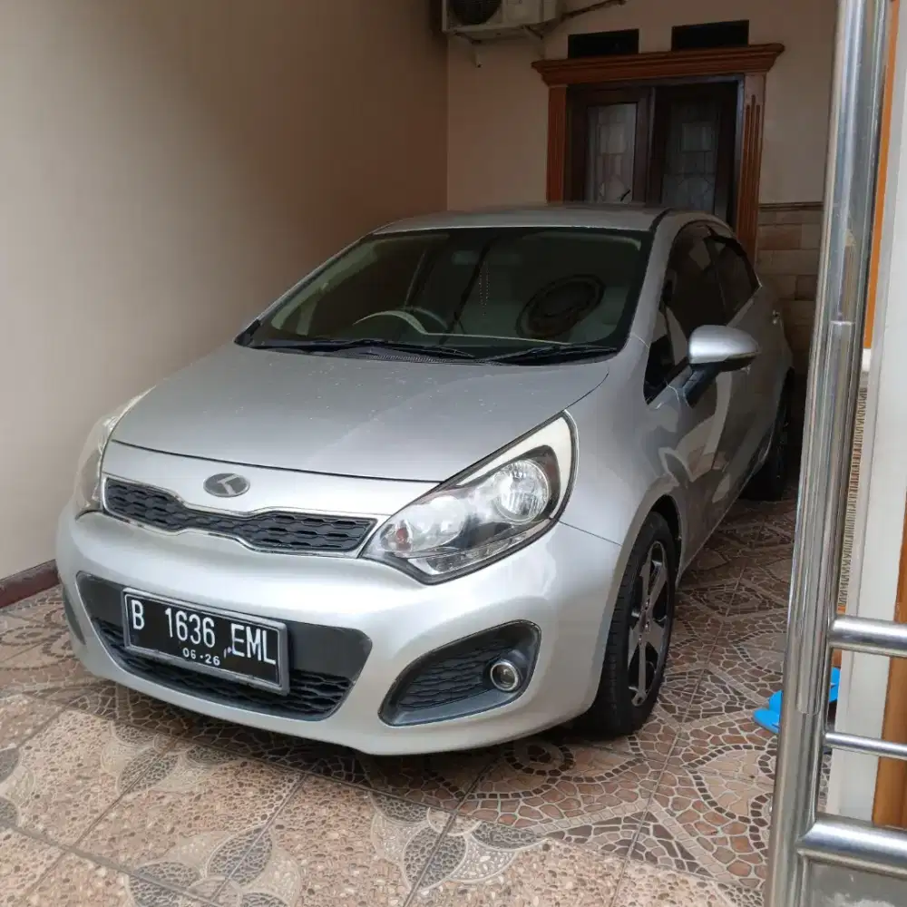 Kia Rio 1.4 2013 SE AT ABS/ Matic Istimewa