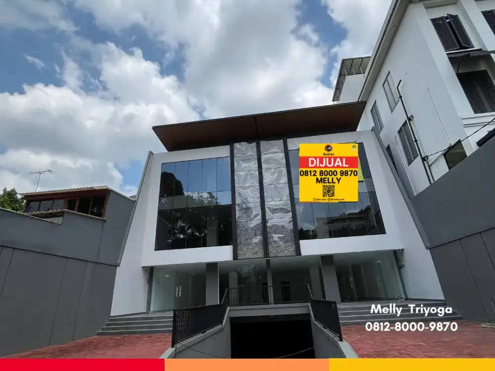 Dijual Gedung 3,5 Lantai, Lokasi Premier di Radin Inten 2, Duren Sawit, Jakarta Timur