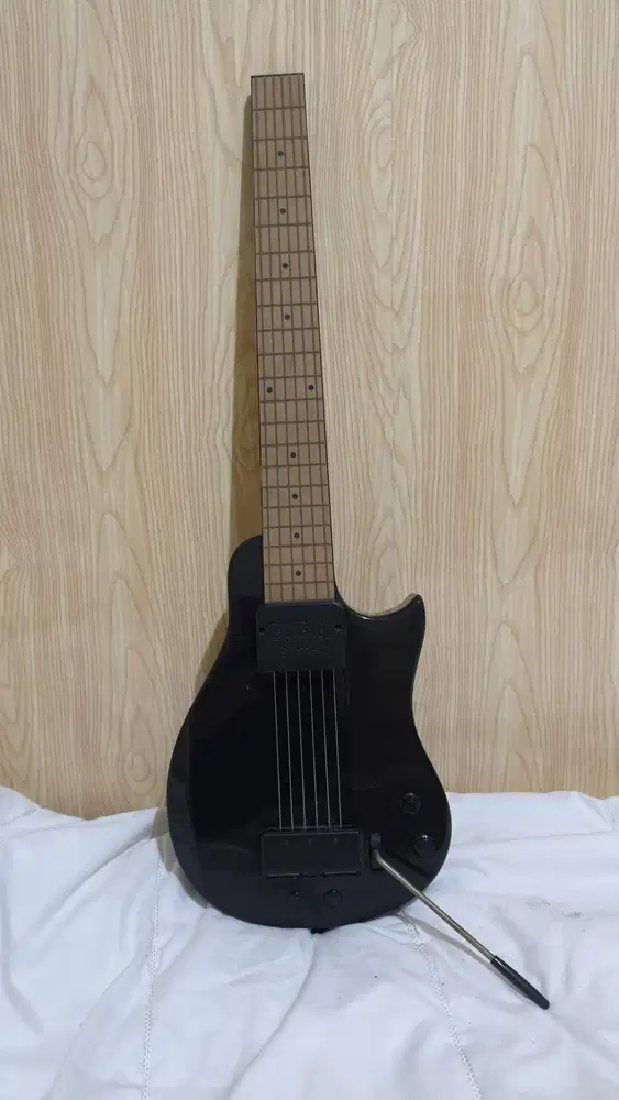 You Rock Guitar (YRG-1000) - Digital Guitar & MIDI Controller