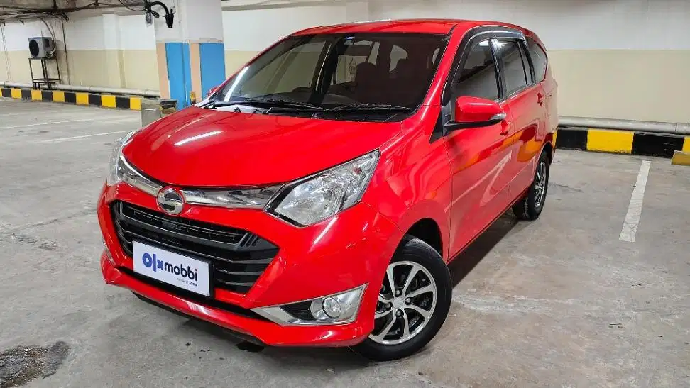 DP MURAH Daihatsu Sigra 1.2 R Bensin-AT 2017 Merah CSXWB