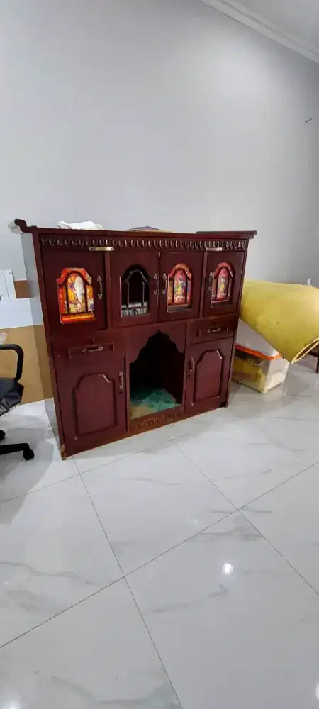 Lemari pajak bekas multi fungsi