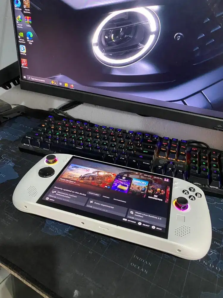 Handheld LENOVO LEGION GO S Z2