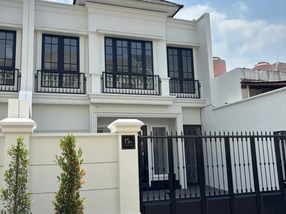 SISA 1 UNIT RUMAH MEWAH AMERICAN CLASSIC DI CEMPAKA PUTIH TENGAH
