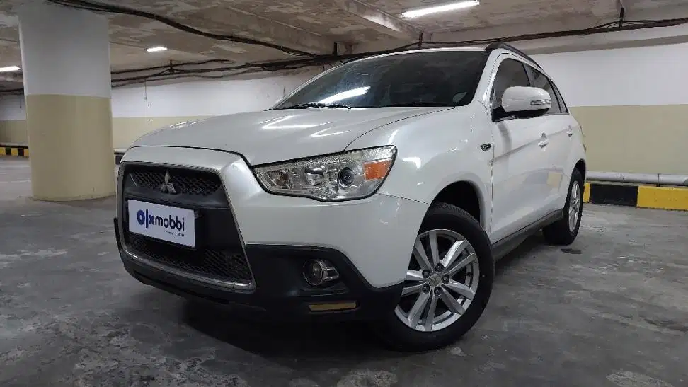 DP MURAH Mitsubishi Outlander Sport 2.0 GLS Bensin-AT 2012 Putih C7KDB