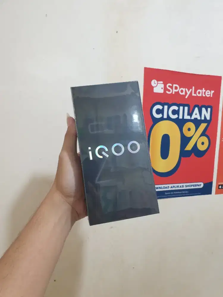 IQoo z9x 5G 8/256 New Baru