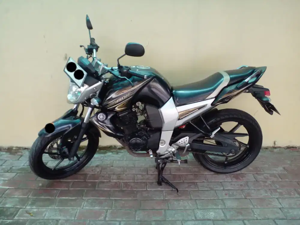 Sepeda motor Yamaha byson