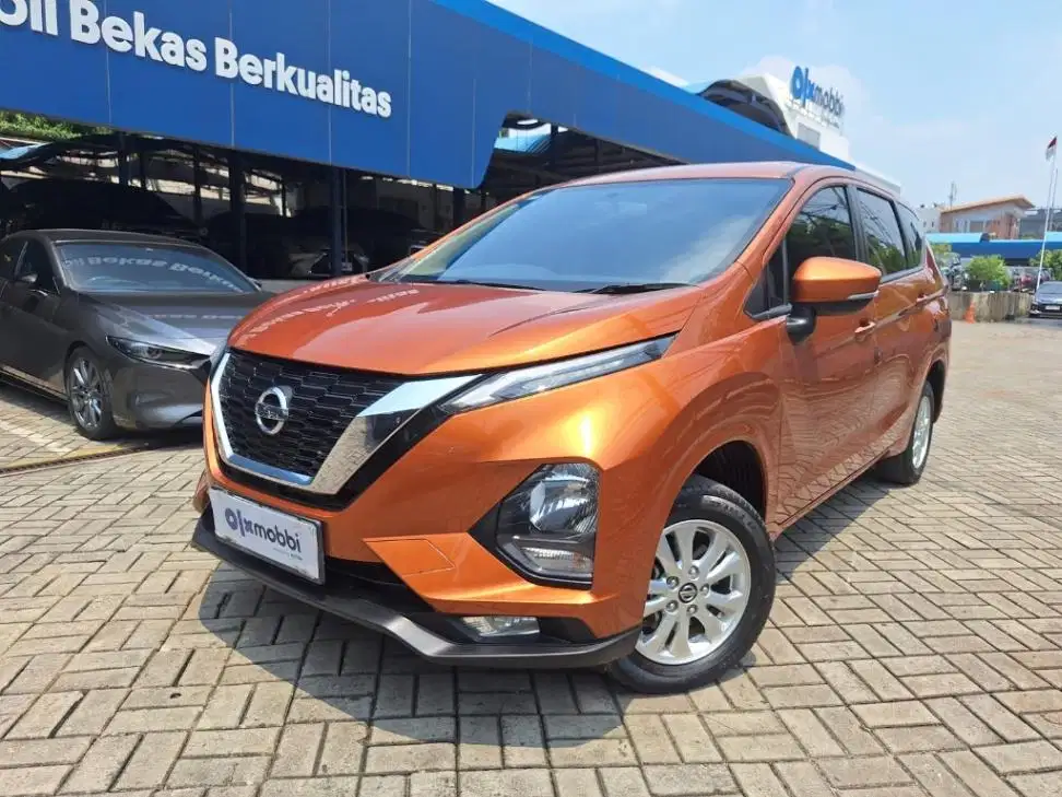 DP MURAH Nissan Livina 1.5 EL Bensin-MT 2019 Orange CTYVB