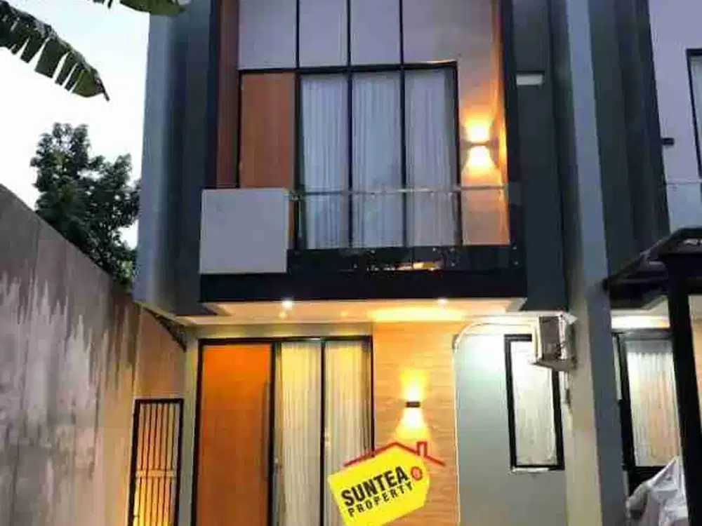 Rumah siap huni ada kolam renang di Jagakarsa Jakarta Selatan