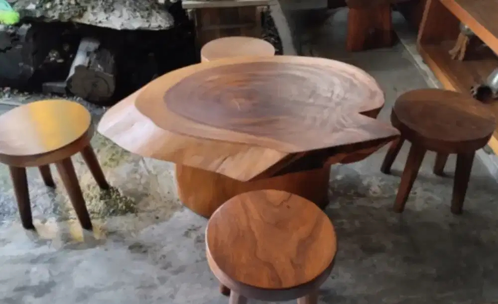 Meja kursi tamu teras taman alami kayu utuh antik