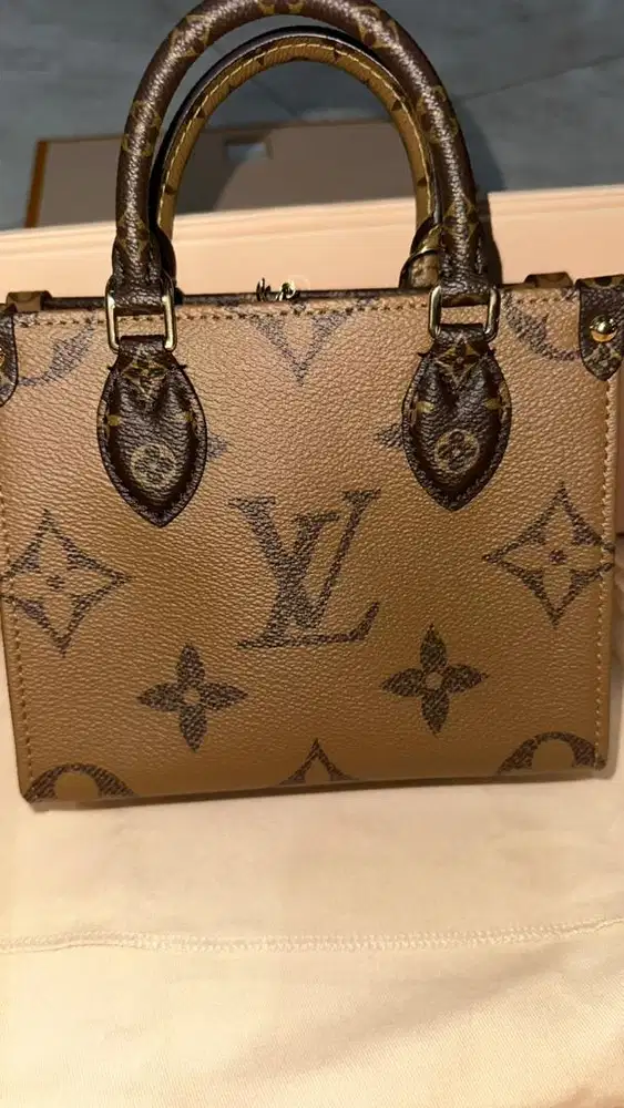 LV onthego belum pernah dipakai