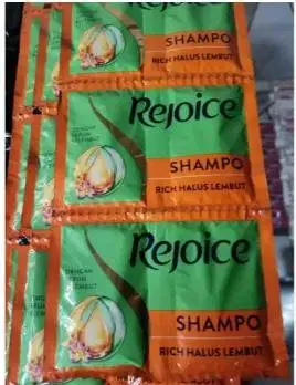 Gratiis shampo rejoice 1 renceng siapa cepat